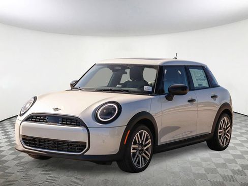 New 2026 MINI Cooper 4-Door Hardtop FWD image 4