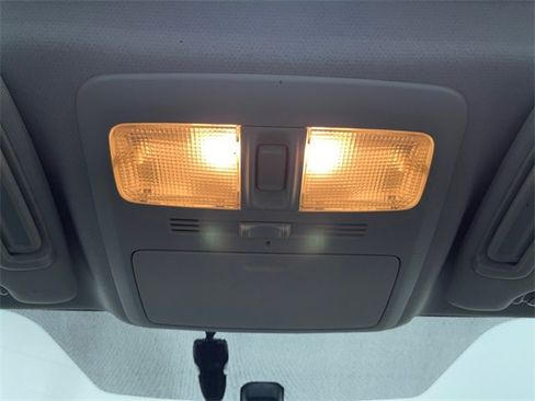 Used 2015 Subaru Forester 2.5i Premium w/ All-Weather Package image 24