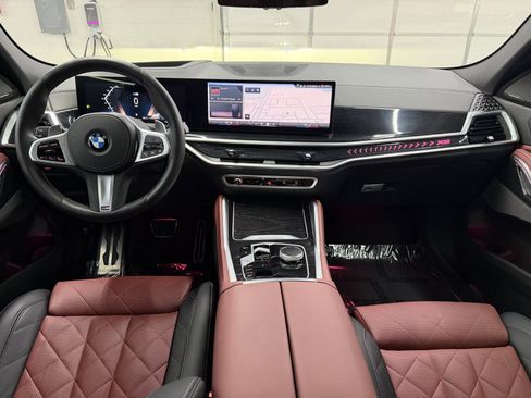 Used 2024 BMW X6 xDrive40i w/ Premium Package image 12