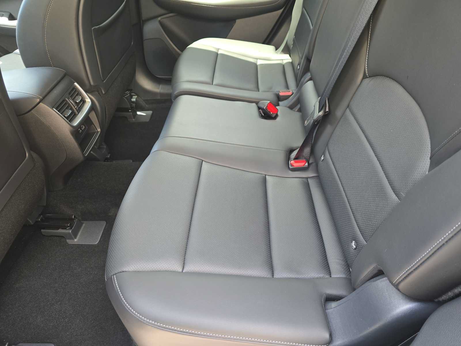 Certified 2025 INFINITI QX50 Luxe AWD/4WD image 13