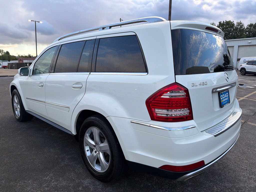 Used 2010 Mercedes-Benz GL 450 4MATIC image 5