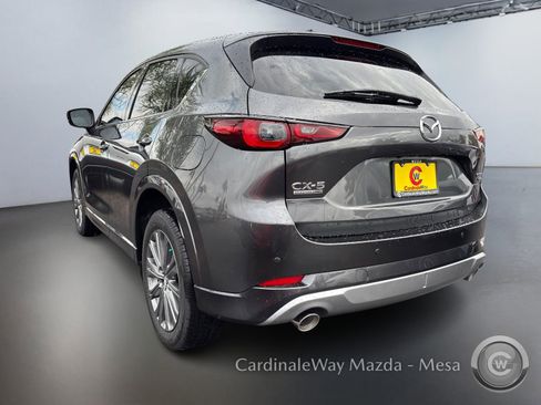 New 2025 MAZDA CX-5 Signature image 5