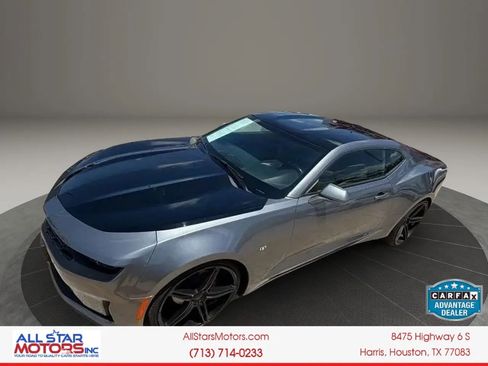 Used 2021 Chevrolet Camaro SS RWD image 5