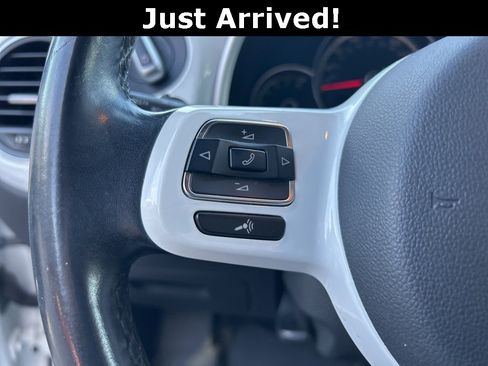 Used 2015 Volkswagen Beetle 1.8T image 11