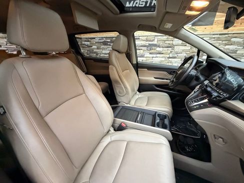 Used 2018 Honda Odyssey EX-L image 15