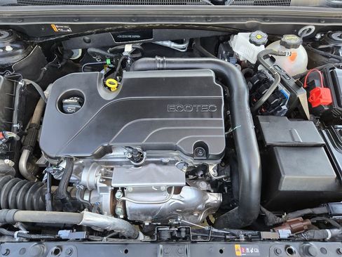 Used 2024 Chevrolet Malibu LT image 30