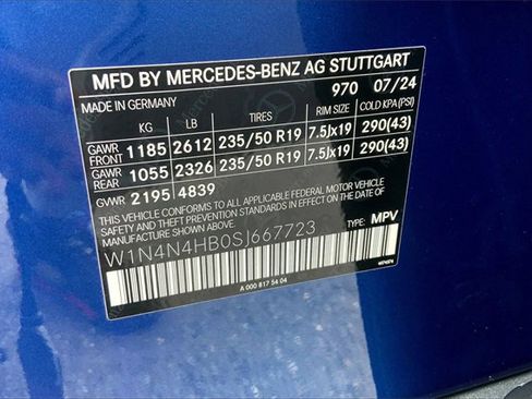 Used 2025 Mercedes-Benz GLA 250 4MATIC image 36