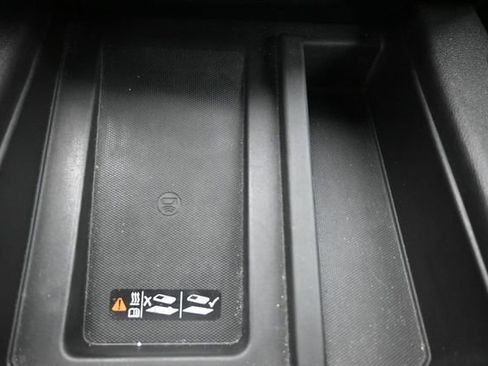 Used 2020 GMC Sierra 1500 AT4 w/ AT4 Premium Package AWD/4WD image 32