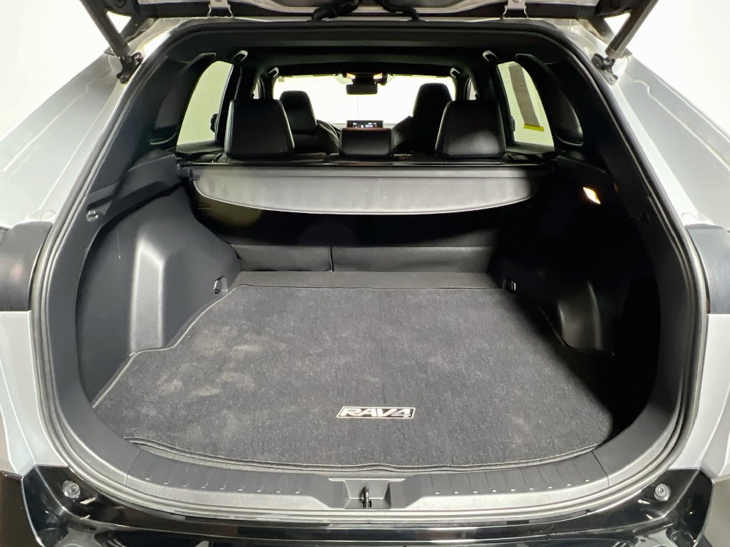 Used 2019 Toyota RAV4 XSE w/ XSE Weather Package AWD/4WD image 22