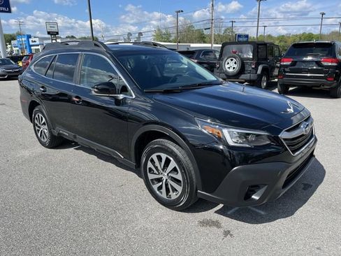 Used 2022 Subaru Outback Premium AWD/4WD image 11