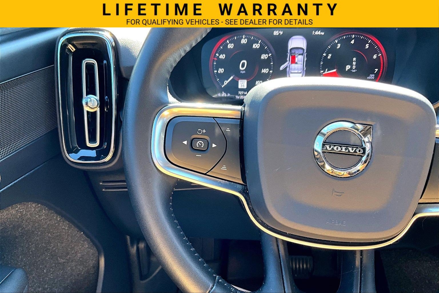 Used 2020 Volvo XC40 T5 Momentum AWD/4WD image 23