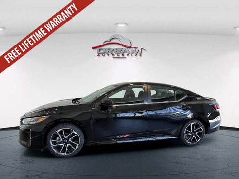 Used 2025 Nissan Sentra SR FWD image 18