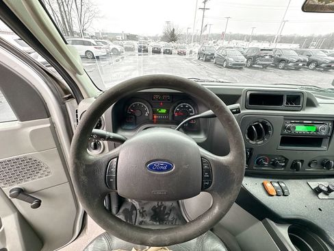 Used 2017 Ford E-450 and Econoline 450 Super Duty w/ Shuttle Bus Prep Package image 12