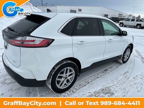 Used 2023 Ford Edge SEL w/ Convenience Package image 5