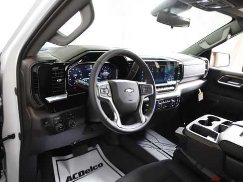 New 2026 Chevrolet Silverado 1500 LT w/ All Star Edition Plus AWD/4WD image 13