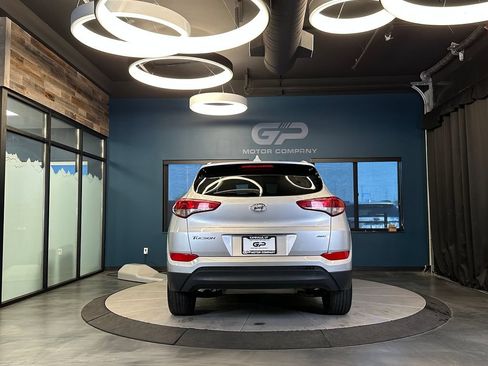 Used 2018 Hyundai Tucson SEL AWD/4WD image 4