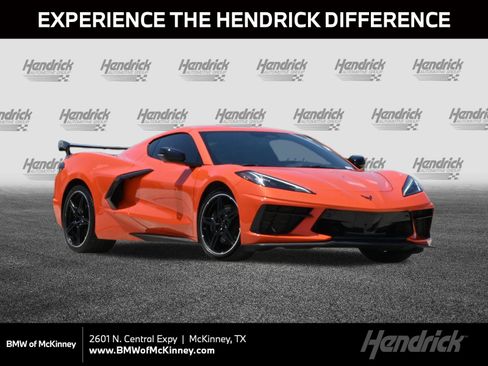 Used 2025 Chevrolet Corvette Stingray Preferred Cpe w/ Z51 Performance Package RWD image 1