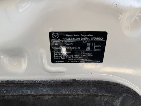 Used 2024 MAZDA MAZDA3 s image 26