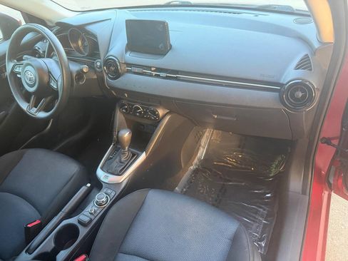 Used 2019 Toyota Yaris L FWD image 33