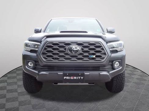Used 2023 Toyota Tacoma TRD Sport AWD/4WD image 5
