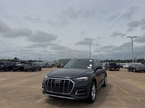Used 2023 Audi Q5 2.0T Premium w/ Convenience Package AWD/4WD image 7