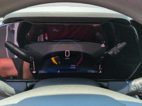 Used 2025 Chevrolet TrailBlazer LT w/ Driver Confidence Package FWD image 21