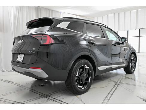 New 2026 Kia Sportage EX w/ EX Panorama Roof Package image 7