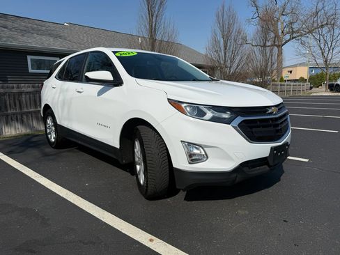 Used 2021 Chevrolet Equinox LT image 3