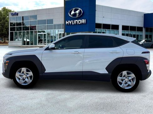 New 2026 Hyundai Kona SE FWD image 3