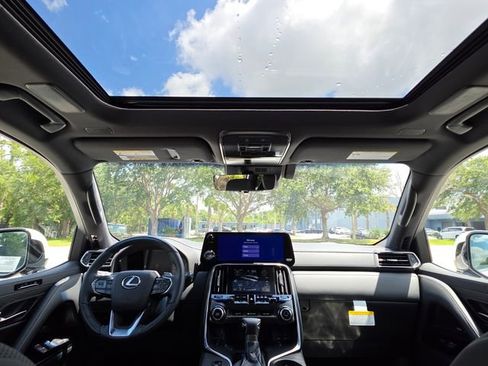 New 2026 Lexus LX 600 4WD w/ Luxury Package image 21