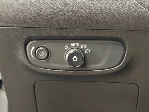 Used 2024 Buick Encore GX Preferred FWD image 36