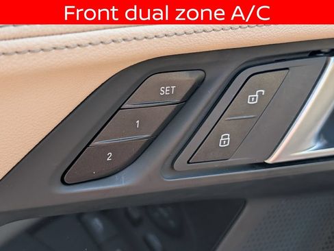 Used 2024 BMW 230i Coupe w/ Convenience Package RWD image 19