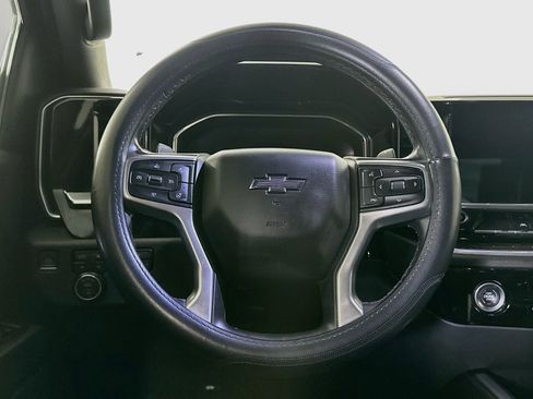 Used 2023 Chevrolet Silverado 1500 RST AWD/4WD image 17