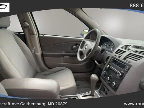 Used 2007 Chevrolet Malibu LS FWD image 12