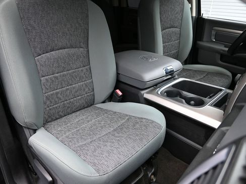 Used 2016 RAM 1500 Lone Star RWD image 42