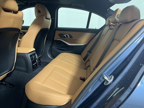 Used 2025 BMW 330i xDrive Sedan w/ Convenience Package image 19