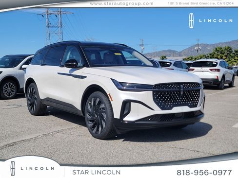 New 2026 Lincoln Nautilus Reserve image 1