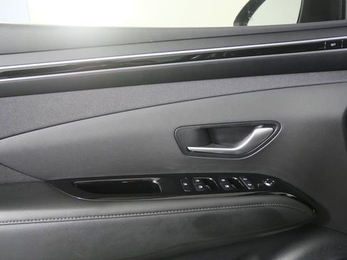 Used 2022 Hyundai Tucson Limited image 8