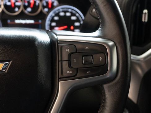 Used 2022 Chevrolet Silverado 1500 LT AWD/4WD image 26