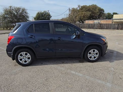 Used 2019 Chevrolet Trax LS w/ LPO, Protection Package image 9