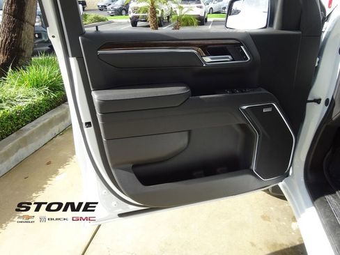 New 2026 GMC Sierra 1500 Elevation image 25