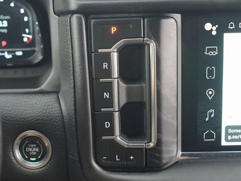 Used 2023 GMC Yukon Denali image 11