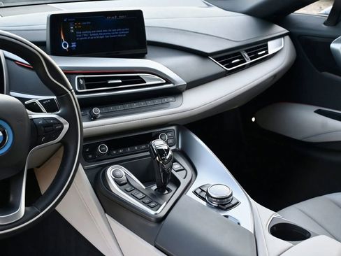 Used 2014 BMW i8 AWD/4WD image 25