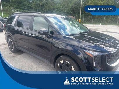 Used 2025 Kia Carnival EX