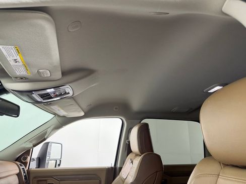 Used 2024 RAM 2500 Limited w/ Towing Technology Group image 25