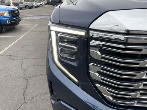 Used 2022 GMC Sierra 1500 Denali w/ Denali Reserve Package image 16