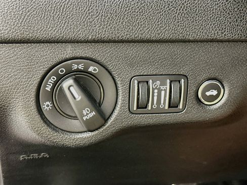 Used 2020 Dodge Charger R/T RWD image 16