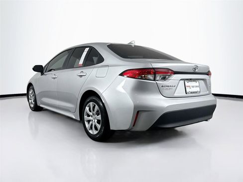 Certified 2025 Toyota Corolla LE image 12