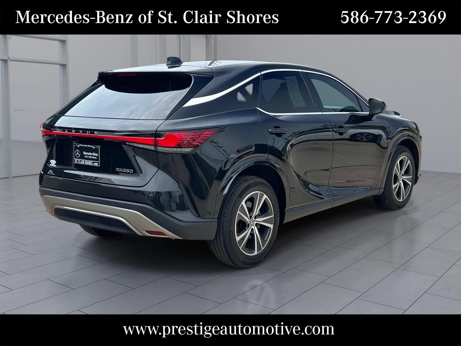 Used 2024 Lexus RX 350 FWD w/ Technology Package image 6