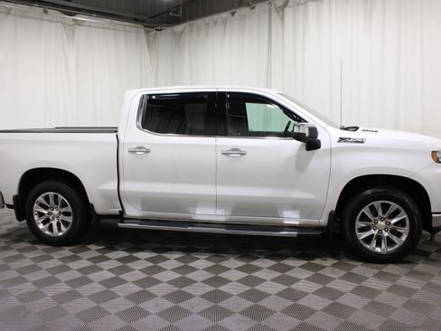 Used 2021 Chevrolet Silverado 1500 LTZ w/ LTZ Premium Package AWD/4WD image 28